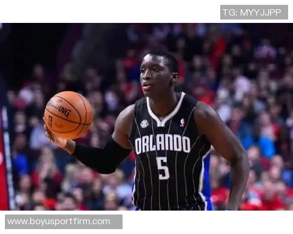 16岁！人称小KD！26届全美第8的跳级球员奥拉多顿加盟马里兰大学